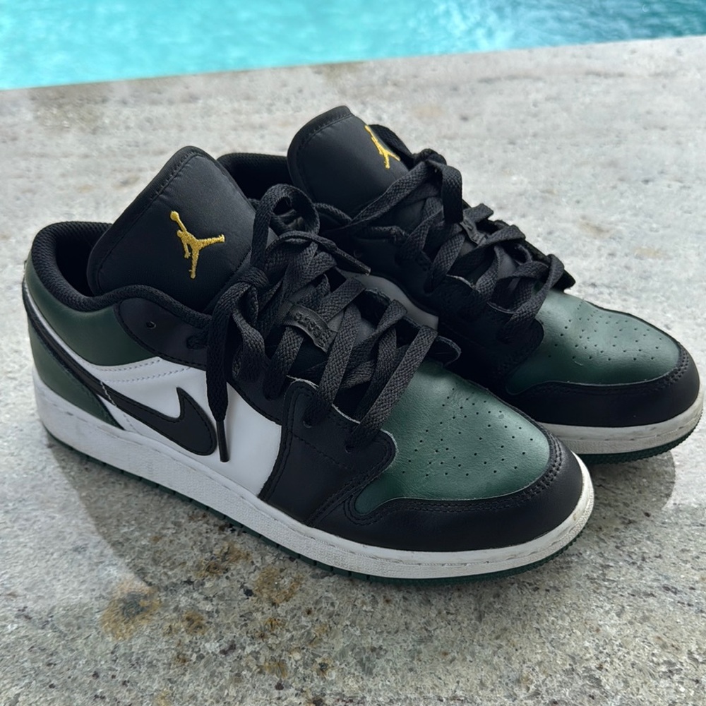Nike Air Jordan 1 Low Black Green Sneakers Youth